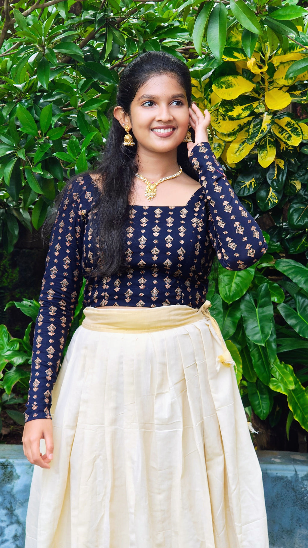 READYMADE SKIRT AND TOP [04]