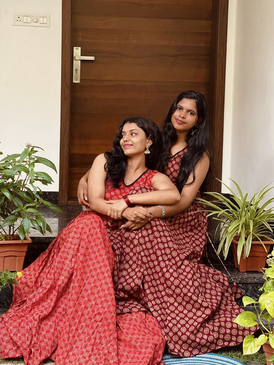 Umbrella Skirt and Trendy Sleeveless Top (Free Ship)