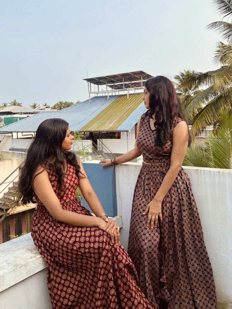 Umbrella Skirt and Trendy Sleeveless Top (Free Ship)