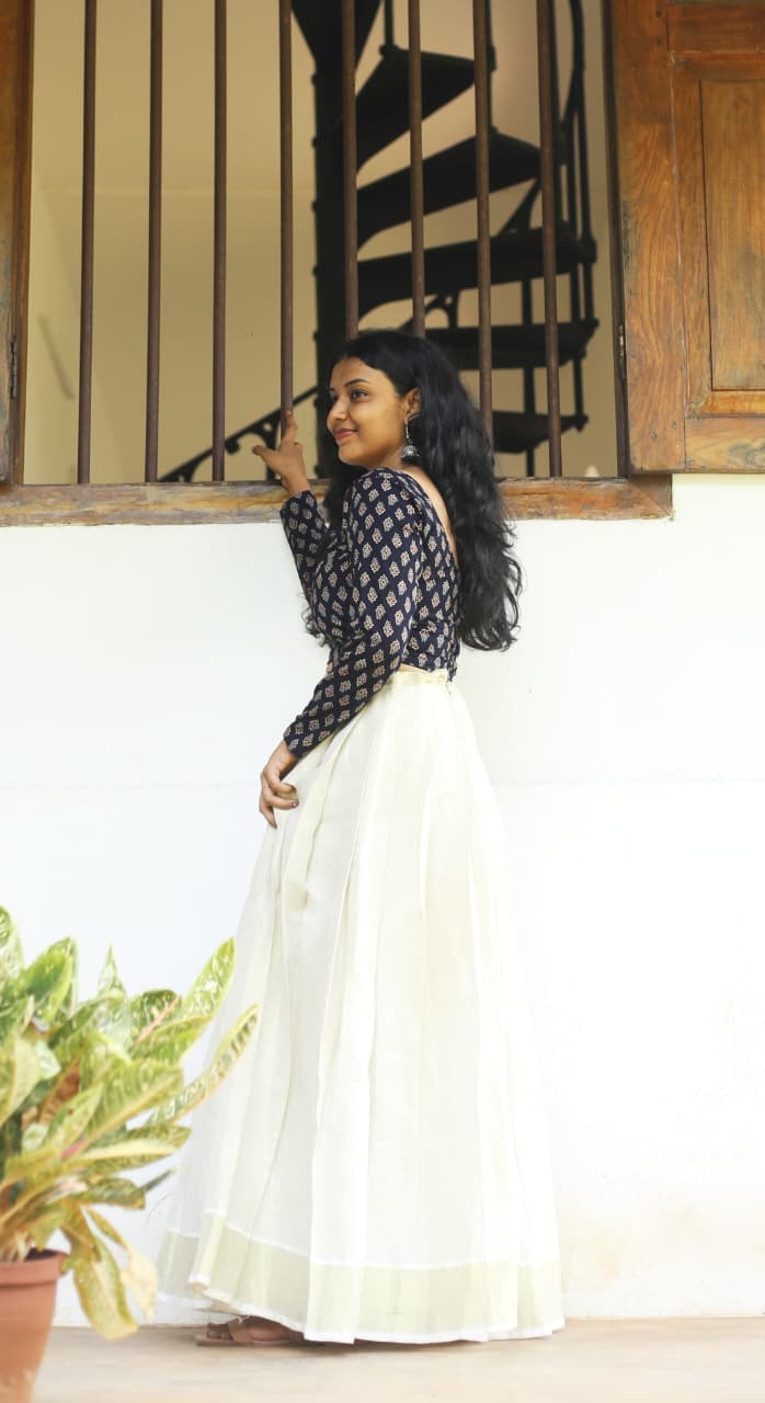 ONAM SKIRT AND TOP [01]