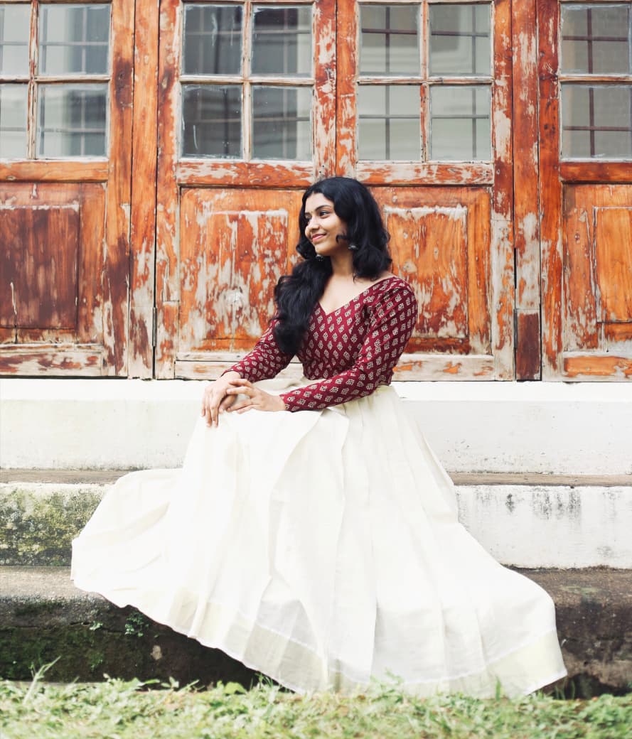 ONAM SKIRT AND TOP [01]