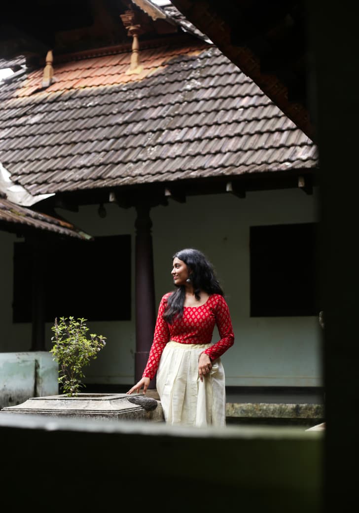 ONAM SKIRT AND TOP [01]